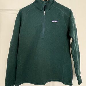 Patagonia Women’s Forest Green Half-Zip Fleece Pullover